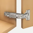 BLUM 71B7550 Clip-Top BLUMOTION Ráütődő Kivetőpánt 155°, csavaros