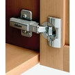 BLUM 71B9550 Clip-Top BLUMOTION Ráütődő Vastagajtó Kivetőpánt 95°, csavaros 