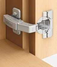 Blum egyenes pánt közé 79B9550 beép. fékes Clip