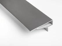 Forest REDŐNY RENDSZER 7963 FELSŐ TAKARÓ PROFIL 70x30mm 2,6m METÁL - 10015900140