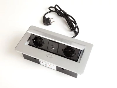 Forest IRODABÚTOR TARTOZÉKOK KONNEKTOR ELOSZTÓ MODULBOX II - 2 DB 230 V-OS DUGALJ + 2 USB ALUMÍNIUM - 10015622120