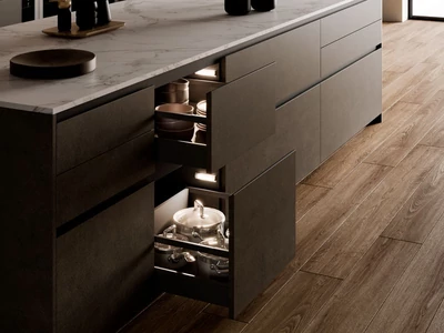 LED VILÁGÍTÁS HIDDI 3.1W 3900K 24V DC IR-ÉRZÉKELŐVEL+ÖNTAPADÓS KÁBELCSATORNÁVAL 98x25x15mm FEHÉR