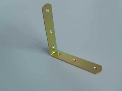 Forest SAROKMEREVÍTŐ C3283-100 SAROKVAS 100x100mm SÁRGARÉZ - 10009620080