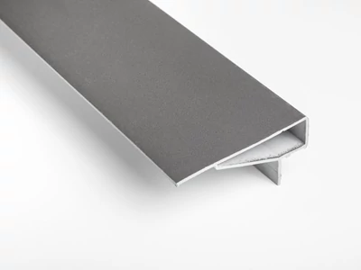 Forest REDŐNY RENDSZER 7963 FELSŐ TAKARÓ PROFIL 70x30mm 2,6m EZÜST - 10015900142