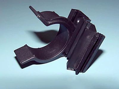 Forest MŰANYAG SZEKRÉNYLÁB 06.180 LÁBAZATRÖGZÍTŐ KLIP - FEKETE - 10114100203